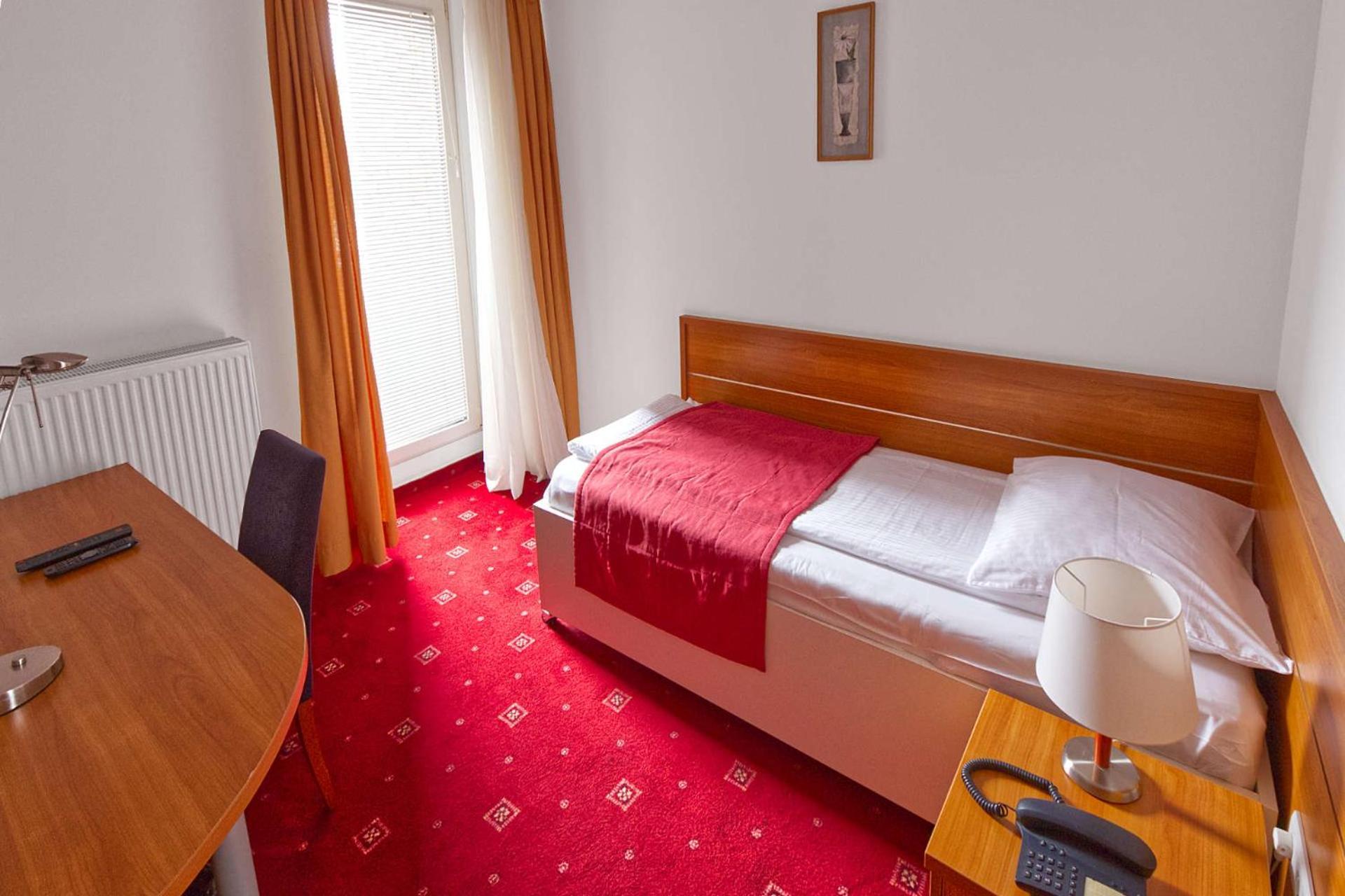 קראנז' Hotel Creina מראה חיצוני תמונה
