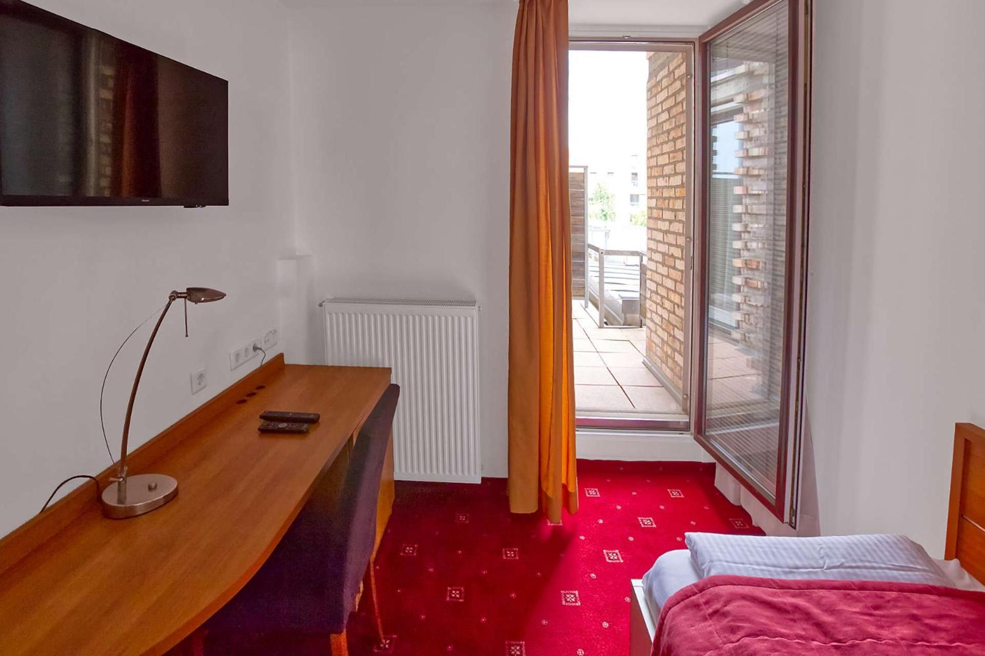 קראנז' Hotel Creina מראה חיצוני תמונה