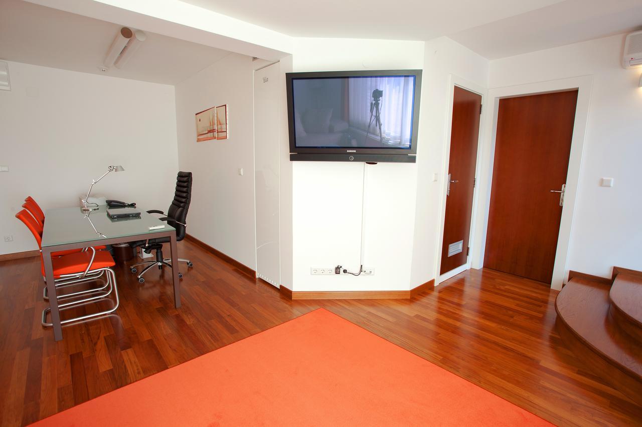 קראנז' Hotel Creina מראה חיצוני תמונה